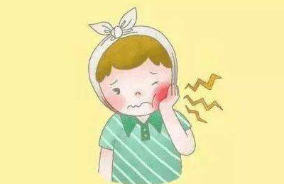 進食、遇到冷熱刺激時產生疼痛